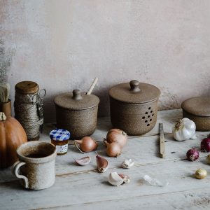 rustic-ceramic-honey-jar1